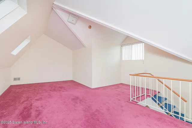 $799,000 | 74 Wolcott Avenue | Annadale