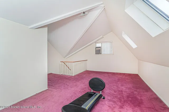 $799,000 | 74 Wolcott Avenue | Annadale