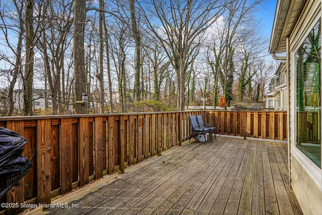 $799,000 | 74 Wolcott Avenue | Annadale