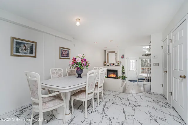 $799,000 | 74 Wolcott Avenue | Annadale