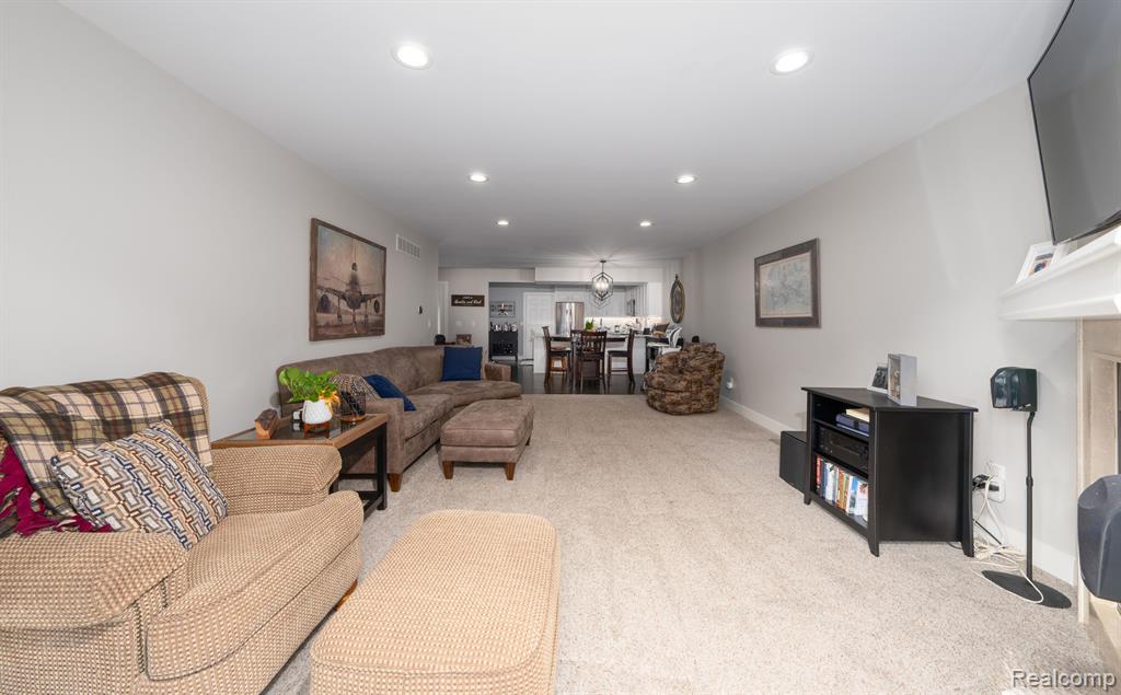 1822 Reis Court Rochester Hills, MI 48309 - Photo 14 of 29