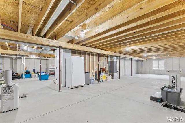 $319,900 | 1547 Kiesha Lane, Farmington, MO 63640