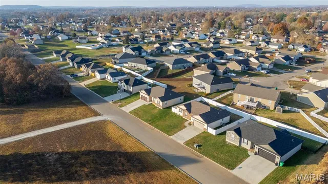 $319,900 | 1547 Kiesha Lane, Farmington, MO 63640