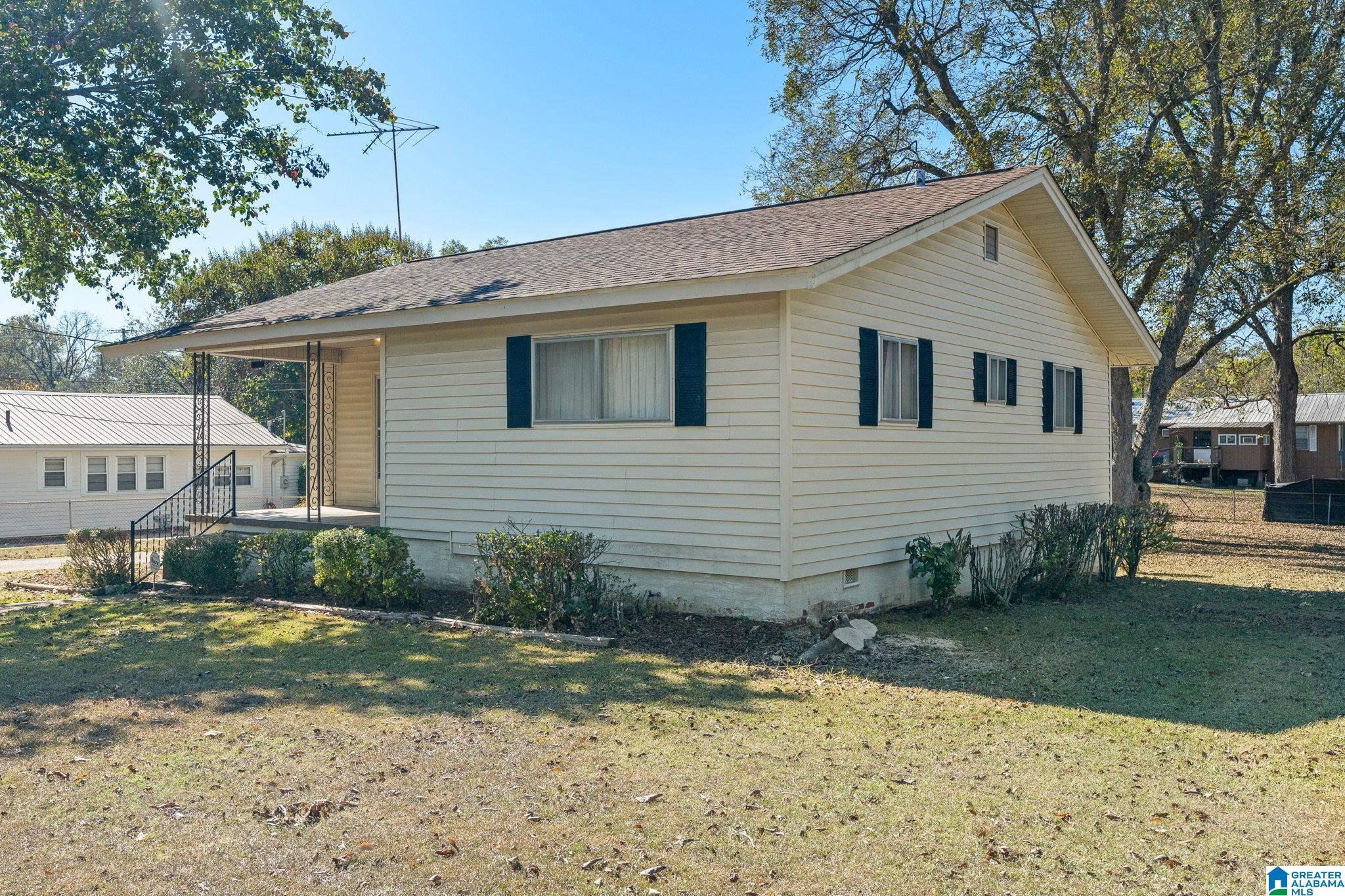 1114 Glasgow Street Birmingham, AL 35224 - Photo 1 of 22