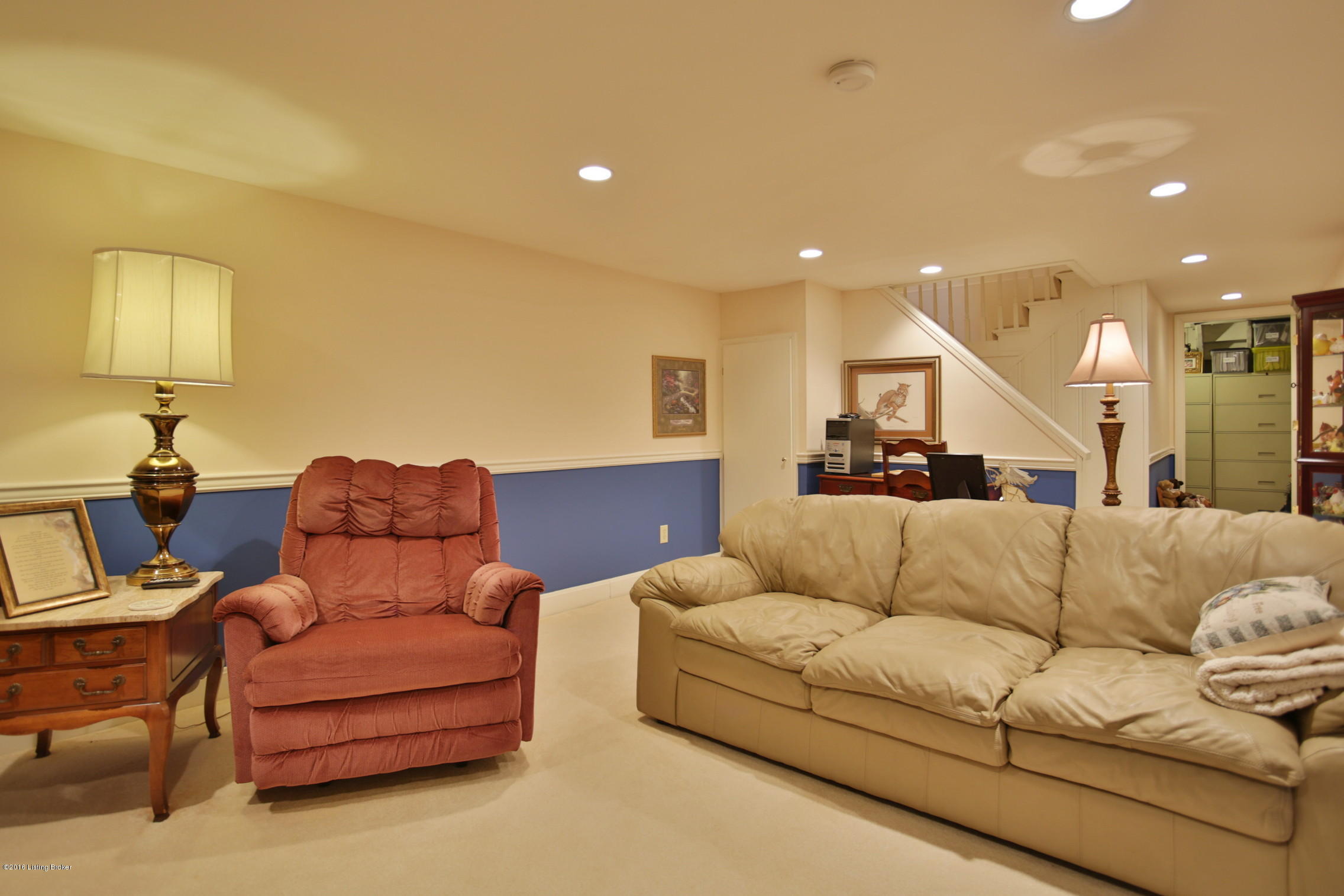 3233 Cross Bill Road Louisville, KY 40213 - Photo 36 of 44 41