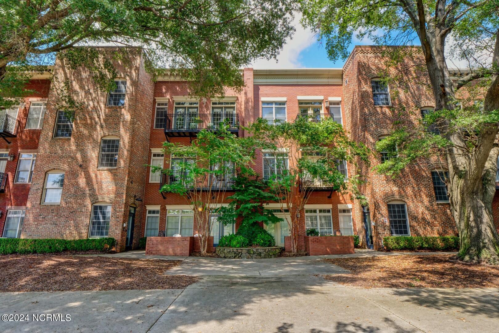 715 North 4th St Unit 105