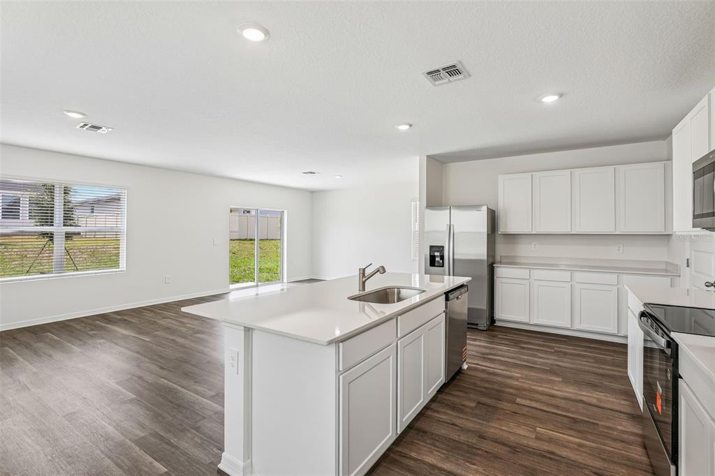 4227 Evernia Road Tavares, FL 32778 - Photo 6 of 35