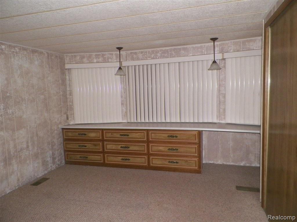 5677 Hanes Road Vassar, MI 48768 - Photo 12 of 23 262-168479 - Bedroom (3).JPG
