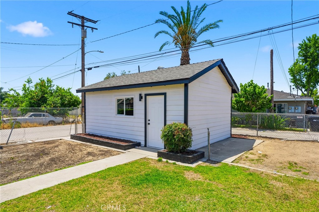 12940 Fourth Street Chino, CA 91710 - Photo 7 of 30