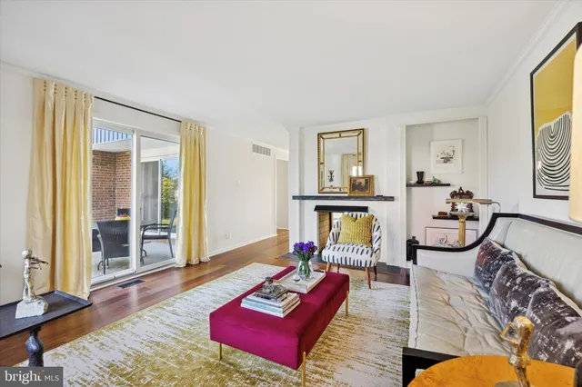 $429,900 | 15 West Close, Moorestown, NJ 08057