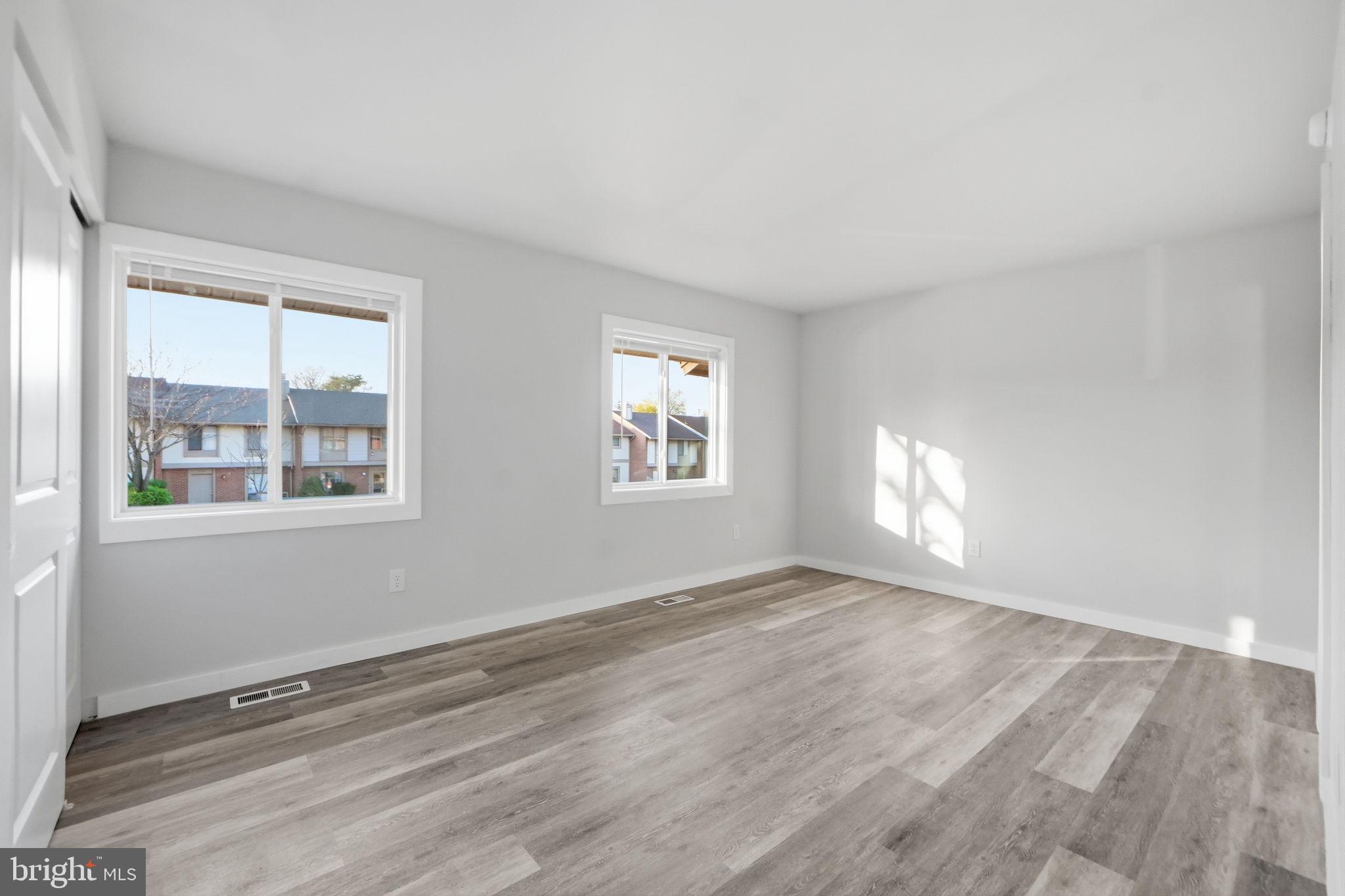 1227 Springtide Place Herndon, VA 20170 - Photo 13 of 29