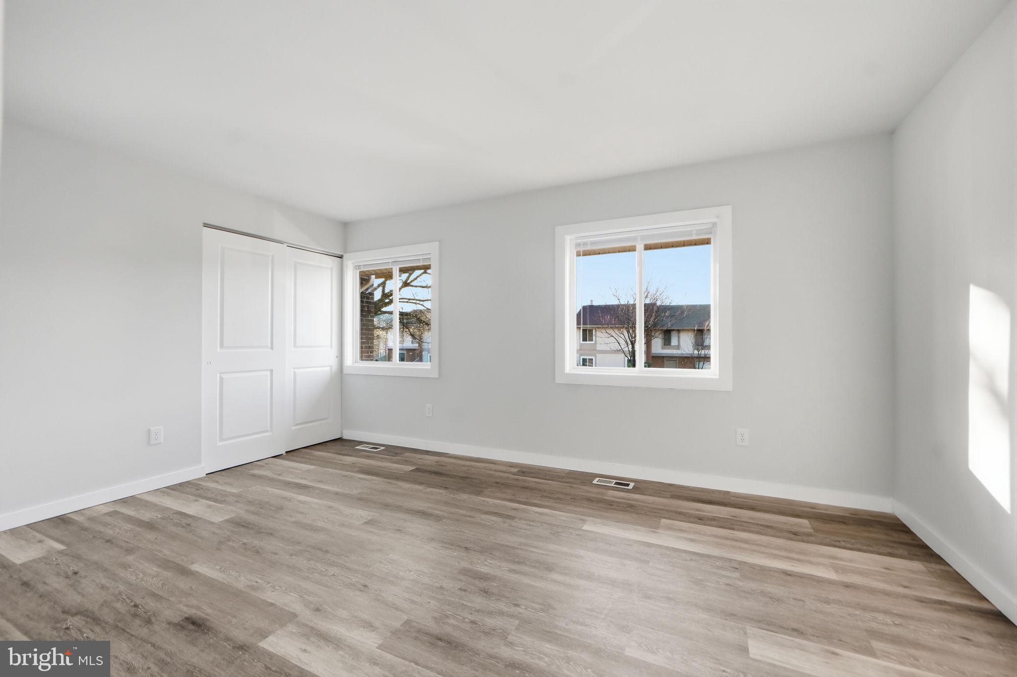 1227 Springtide Place Herndon, VA 20170 - Photo 14 of 29