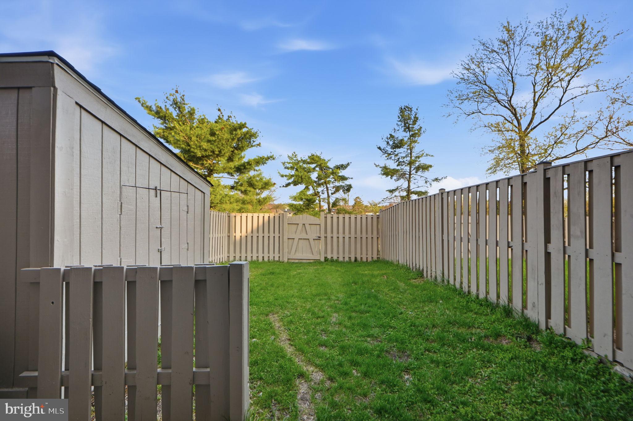 1227 Springtide Place Herndon, VA 20170 - Photo 22 of 29