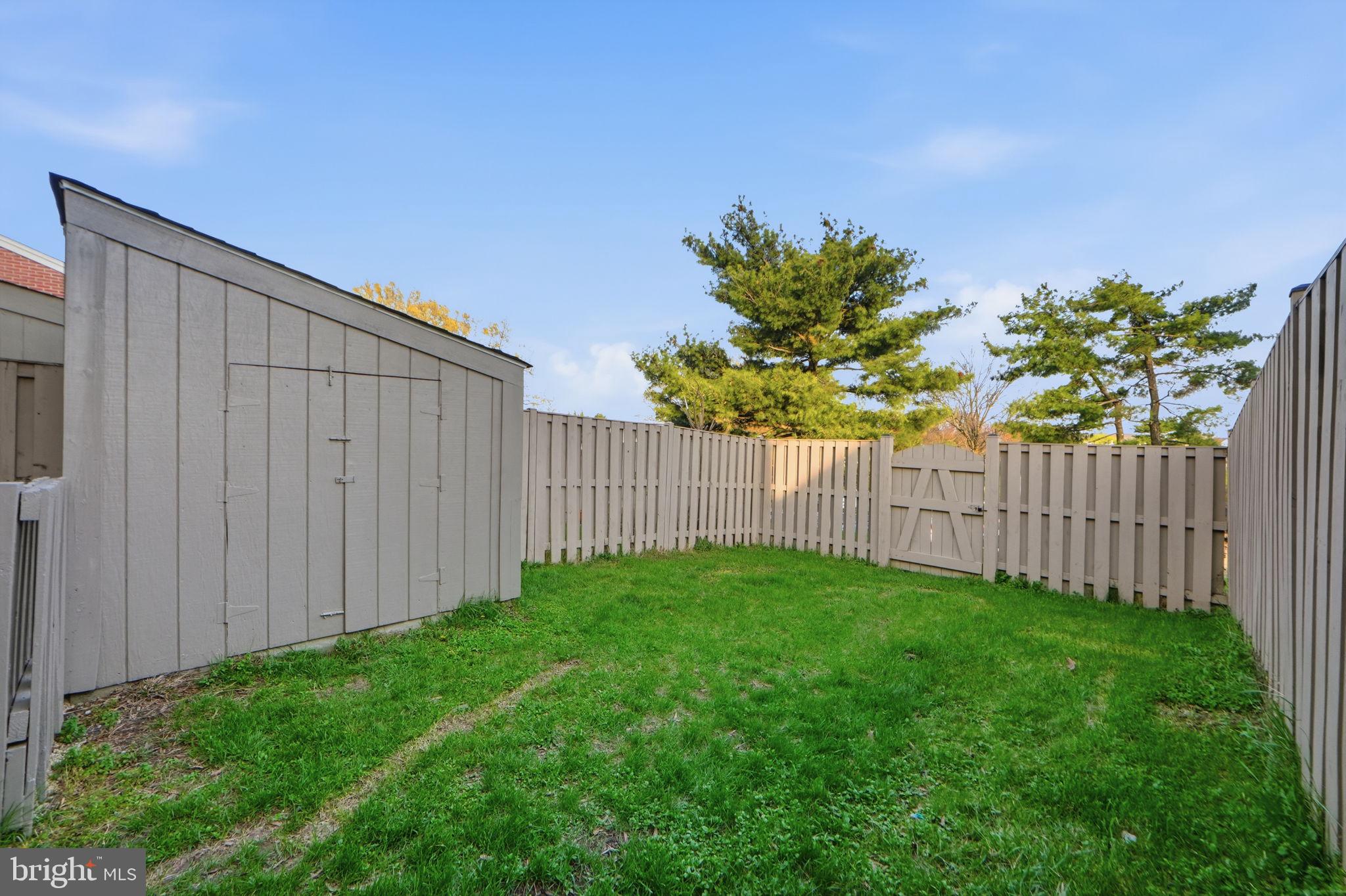 1227 Springtide Place Herndon, VA 20170 - Photo 23 of 29