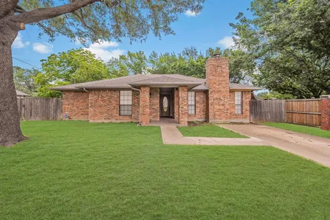 $315,000 | 536 North Briery Road, Irving, TX 75061