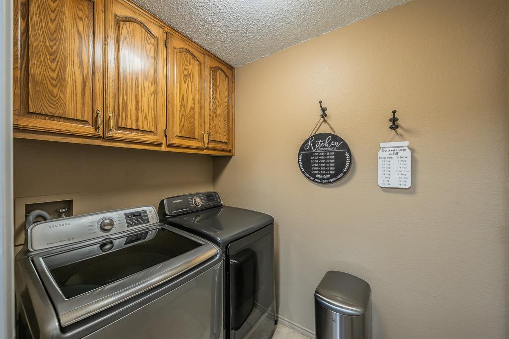 536 North Briery Road Irving, TX 75061 - Photo 10 of 21