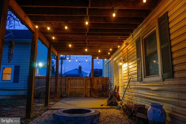 a view of a porch with furniture