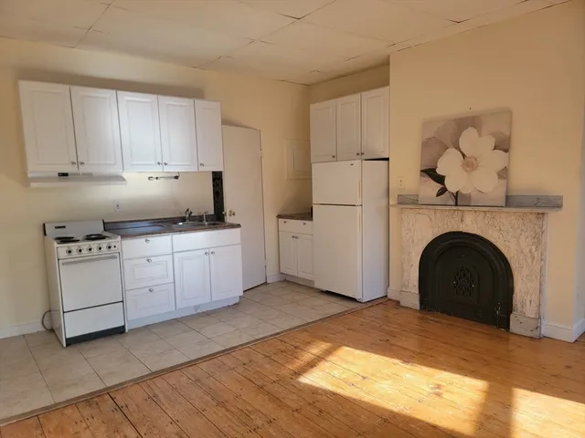 $1,980 | 702 Massachusetts Avenue, Unit 7, Boston, MA 02118