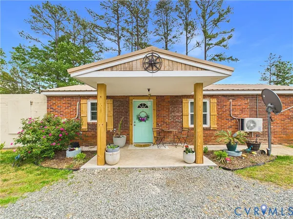 $169,900 | 10015 Kings Highway, Drakes Branch, VA 23937