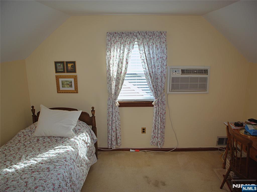138 11th Street Wood-Ridge, NJ 07075 - Photo 19 of 30 Gallery Image 19