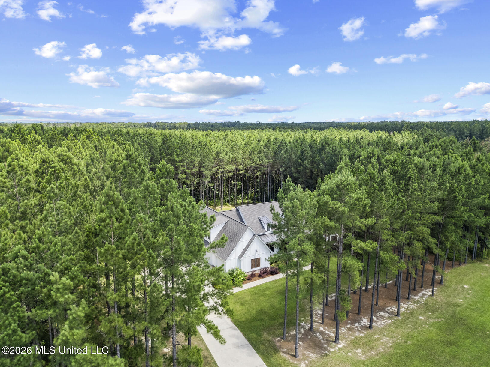 790 Clover Rdg Way Brandon, MS 39047 - Photo 59 of 65 790 Clover Ridge way drone-1