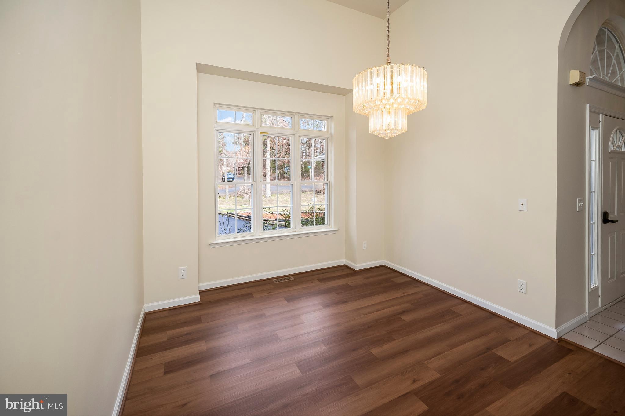 226 Battlefield Road Locust Grove, VA 22508 - Photo 12 of 49 Dining room at front of house