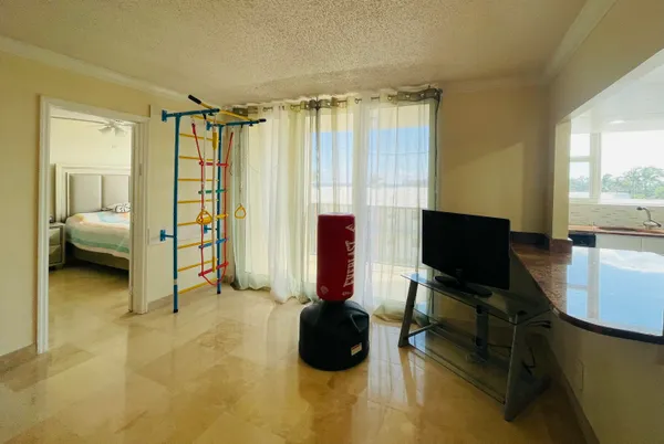 $4,500 | Undisclosed Address, Hillsboro Beach, FL 33062