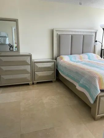 $4,500 | Undisclosed Address, Hillsboro Beach, FL 33062