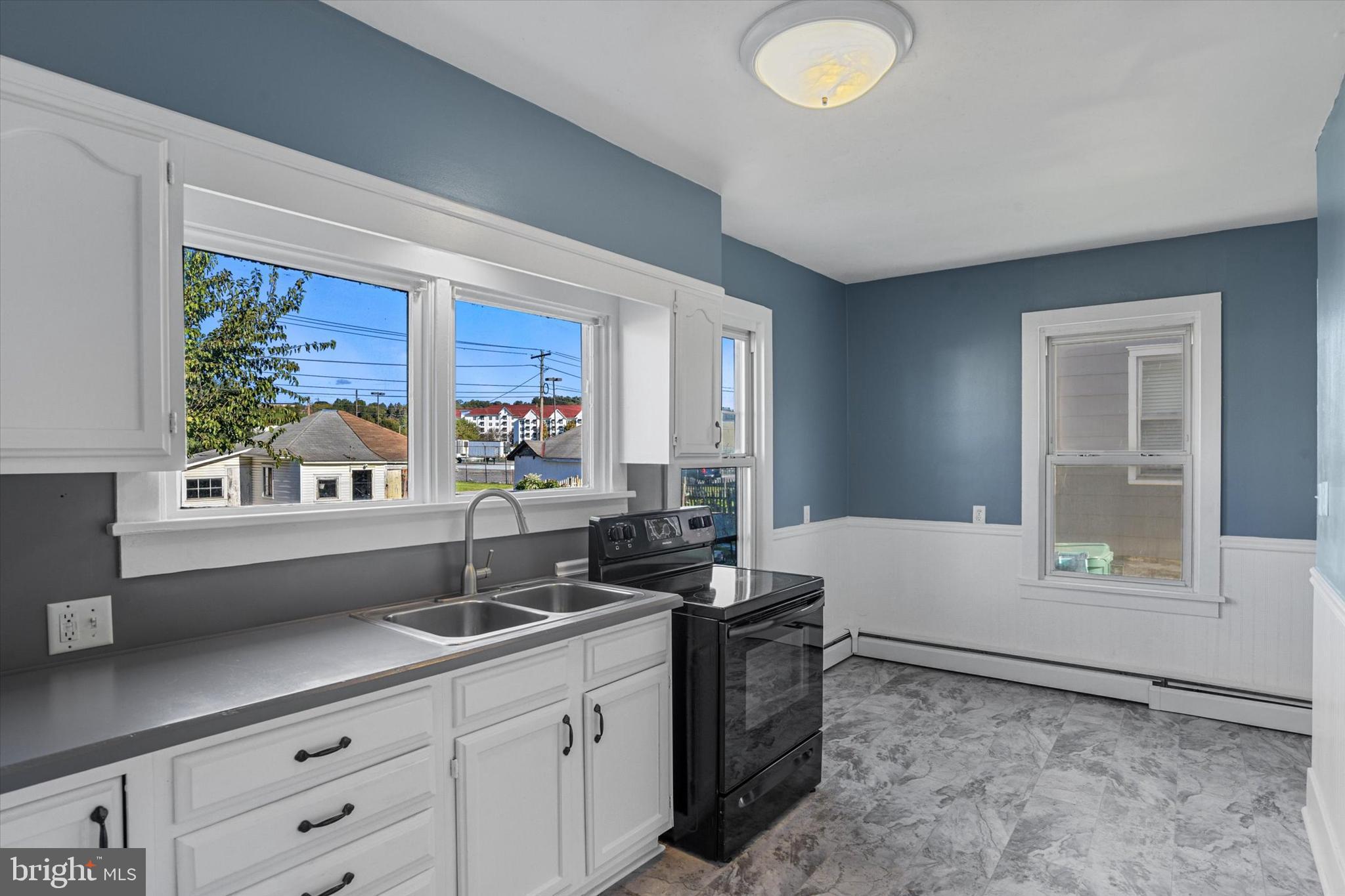 347 East Derry Road Hershey, PA 17033 - Photo 8 of 26 Gallery Image 8