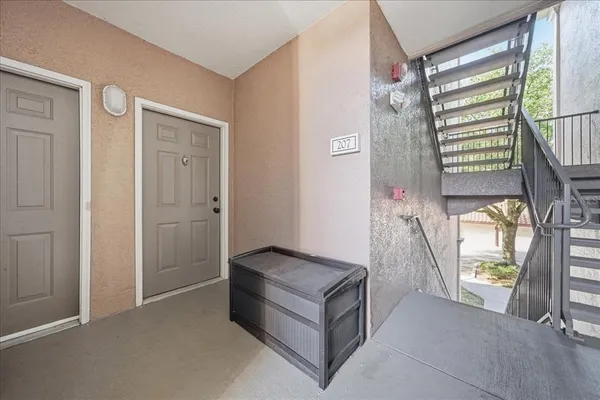 $1,950 | 6141 Metrowest Boulevard, Unit 207, Orlando, FL 32835