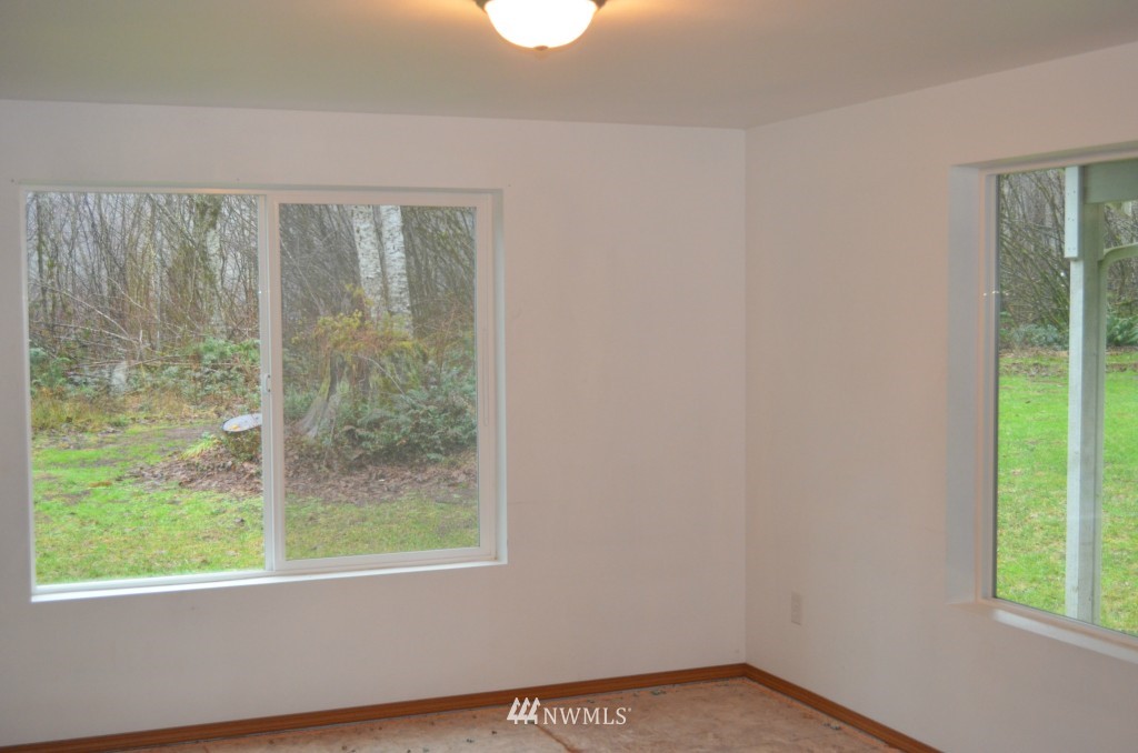 631 Burnt Ridge Road Onalaska, WA 98570 - Photo 7 of 12 Gallery Image 7