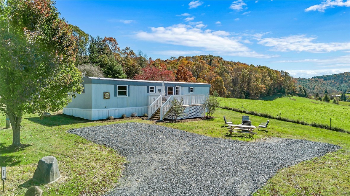 986 Wagoner Access Road Jefferson, NC 28640 - Photo 17 of 23