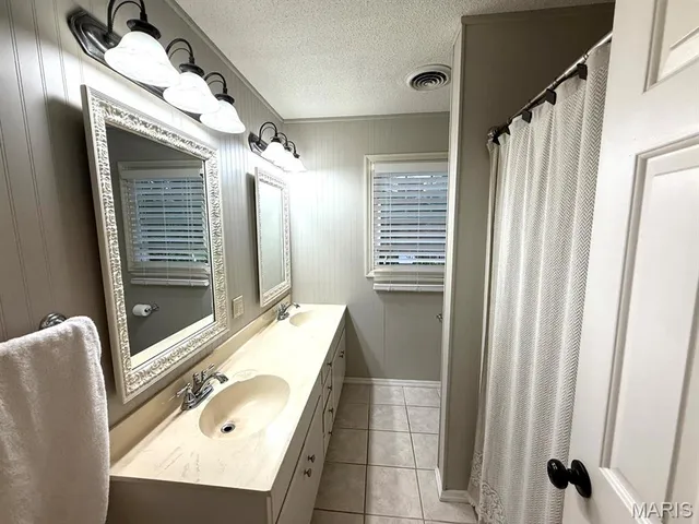 $399,000 | 11429 Northview Drive, Dexter, MO 63841