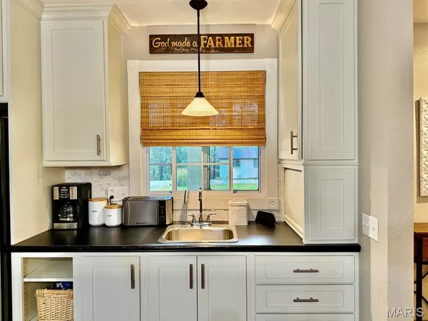 $389,000 | 11429 Northview Drive, Dexter, MO 63841