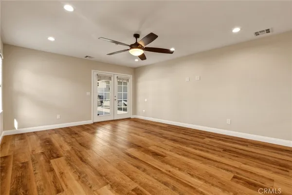 $5,000 | 1451 North Catalina Street, Burbank, CA 91505