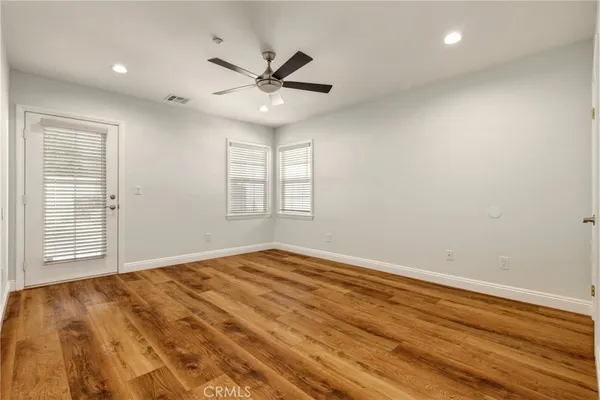 $5,000 | 1451 North Catalina Street, Burbank, CA 91505