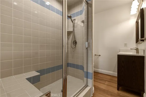 $5,000 | 1451 North Catalina Street, Burbank, CA 91505