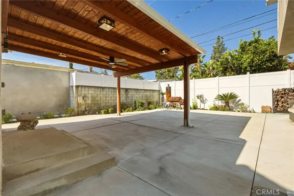 $5,000 | 1451 North Catalina Street, Burbank, CA 91505