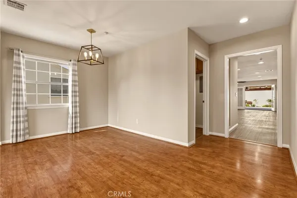 $5,000 | 1451 North Catalina Street, Burbank, CA 91505