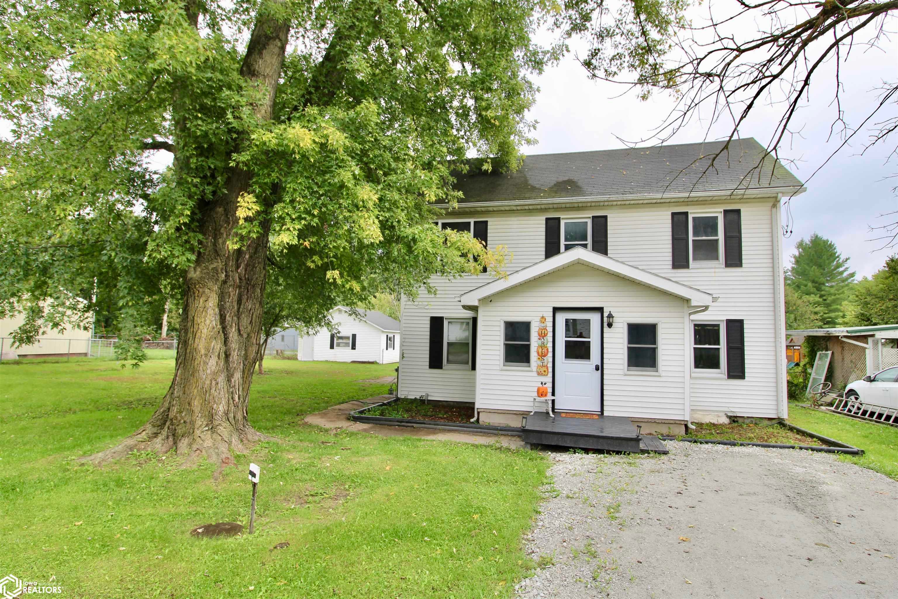3631 Iowa Road Keokuk, IA 52632 - Photo 2 of 20 Gallery Image 2