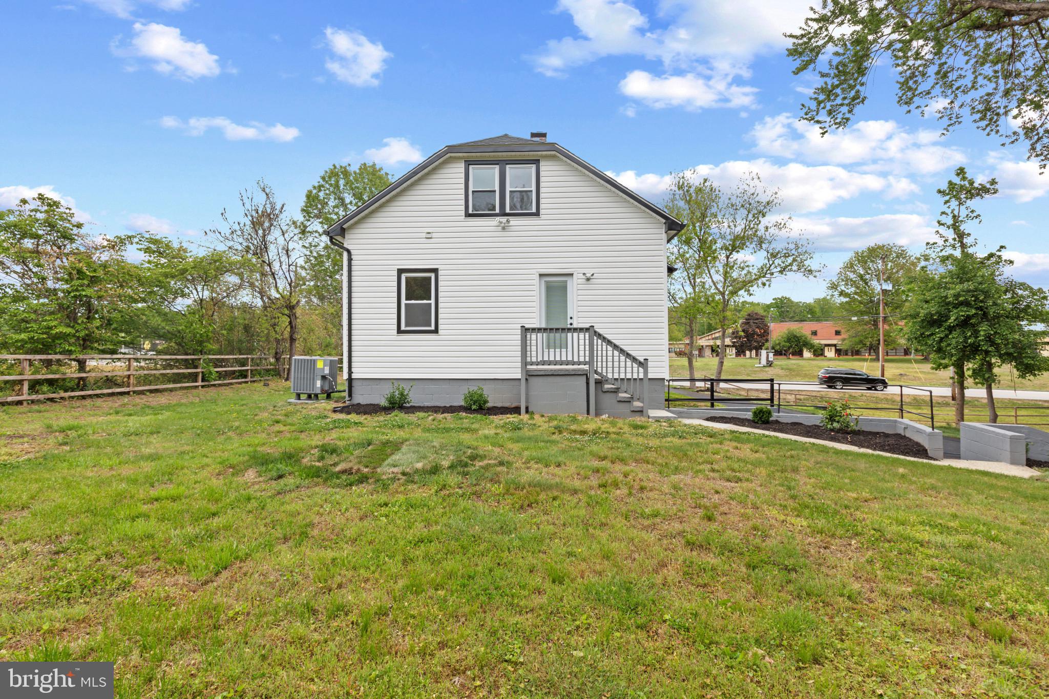 7815 Croom Road Upper Marlboro, MD 20772 - Photo 34 of 42