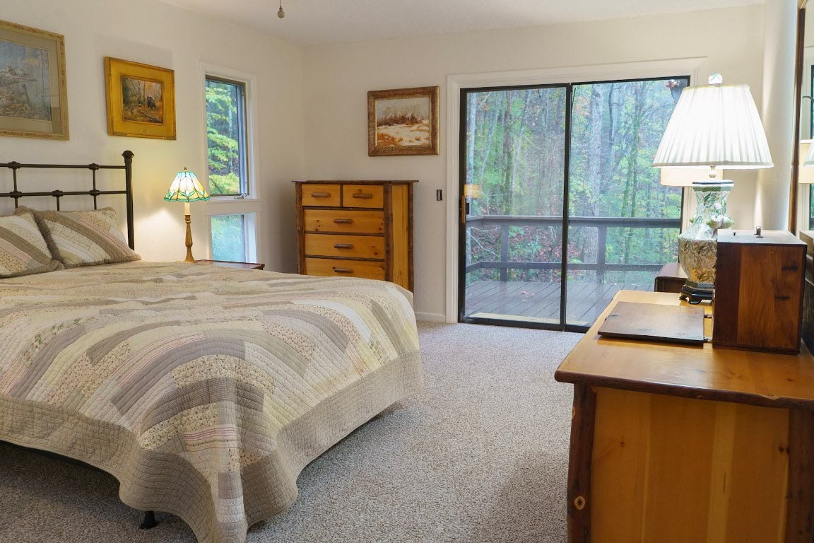 437 Ammons Road Franklin, NC 28734 - Photo 22 of 25 Gallery Image 22