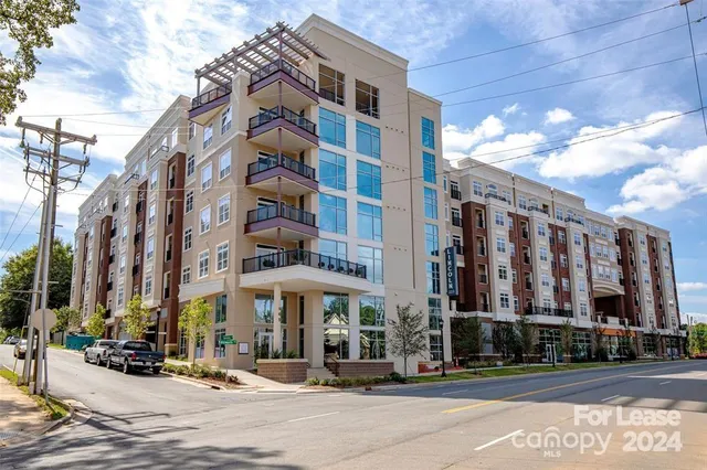 $1,565 | 905 Kenilworth Avenue, Unit A4H, Charlotte, NC 28204