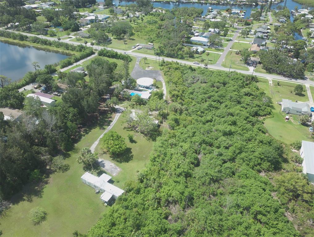 1603 West Shell Point Road Ruskin, FL 33570 - Photo 12 of 18