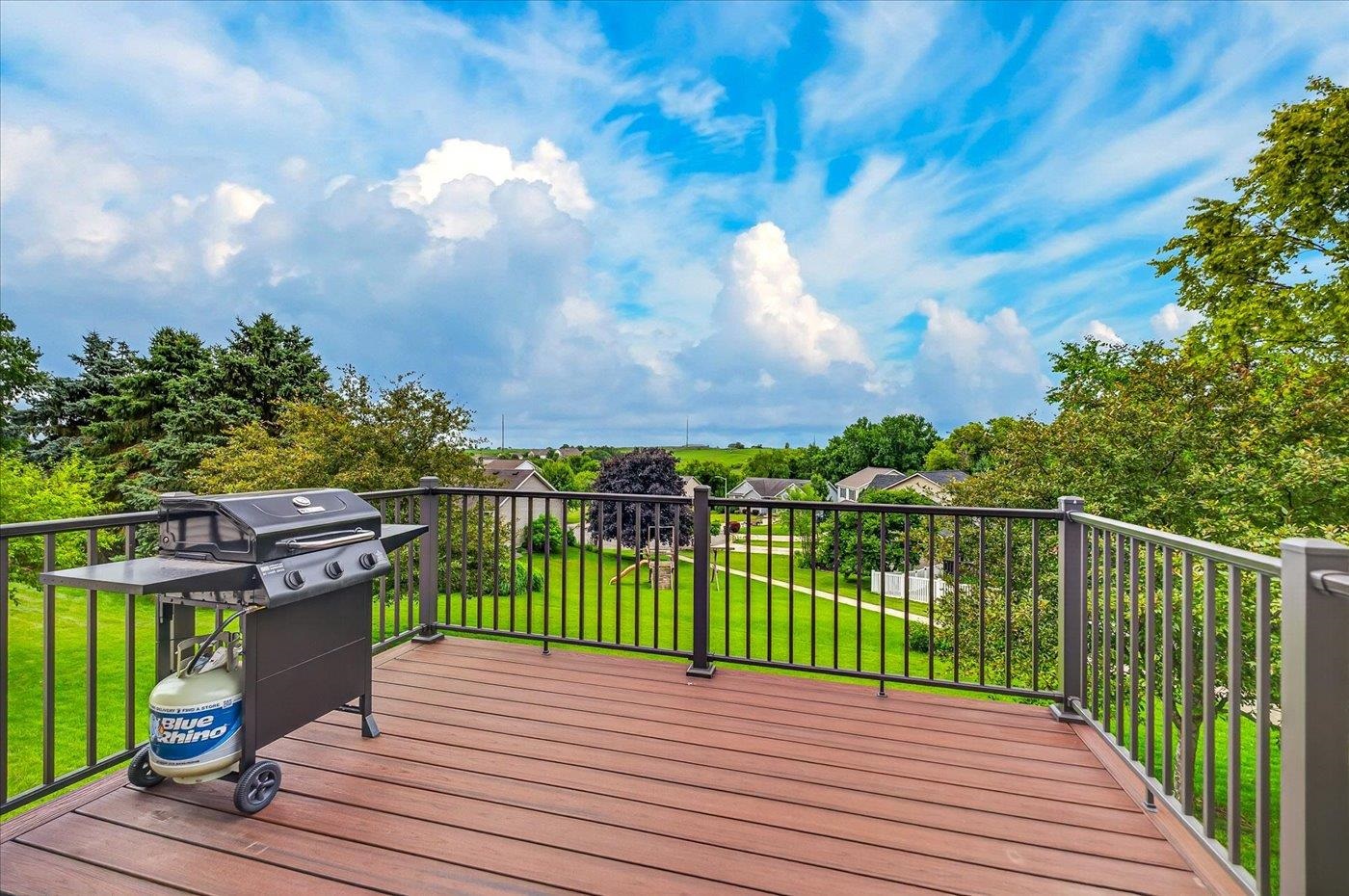 912 Vista Ridge Drive Mount Horeb, WI 53572 - Photo 10 of 54