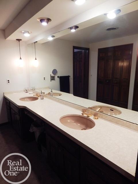 54095 Baker Road New Baltimore, MI 48047 - Photo 32 of 57