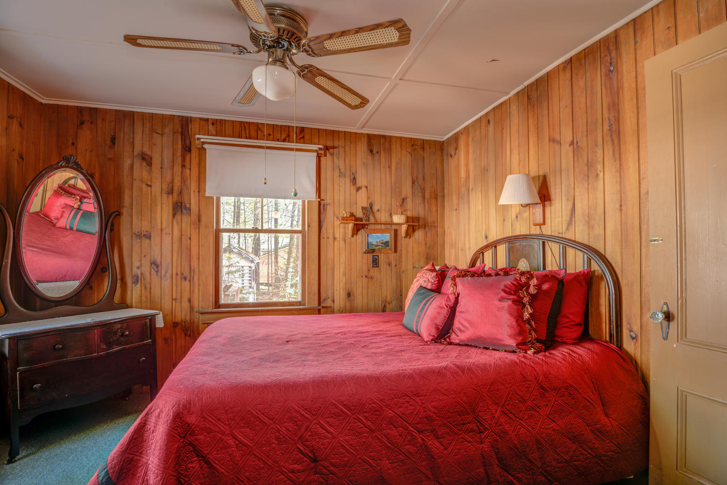62 Shore Road Standish, ME 04084 - Photo 13 of 35 62 Shore Rd Standish ME 04084-large-014-
