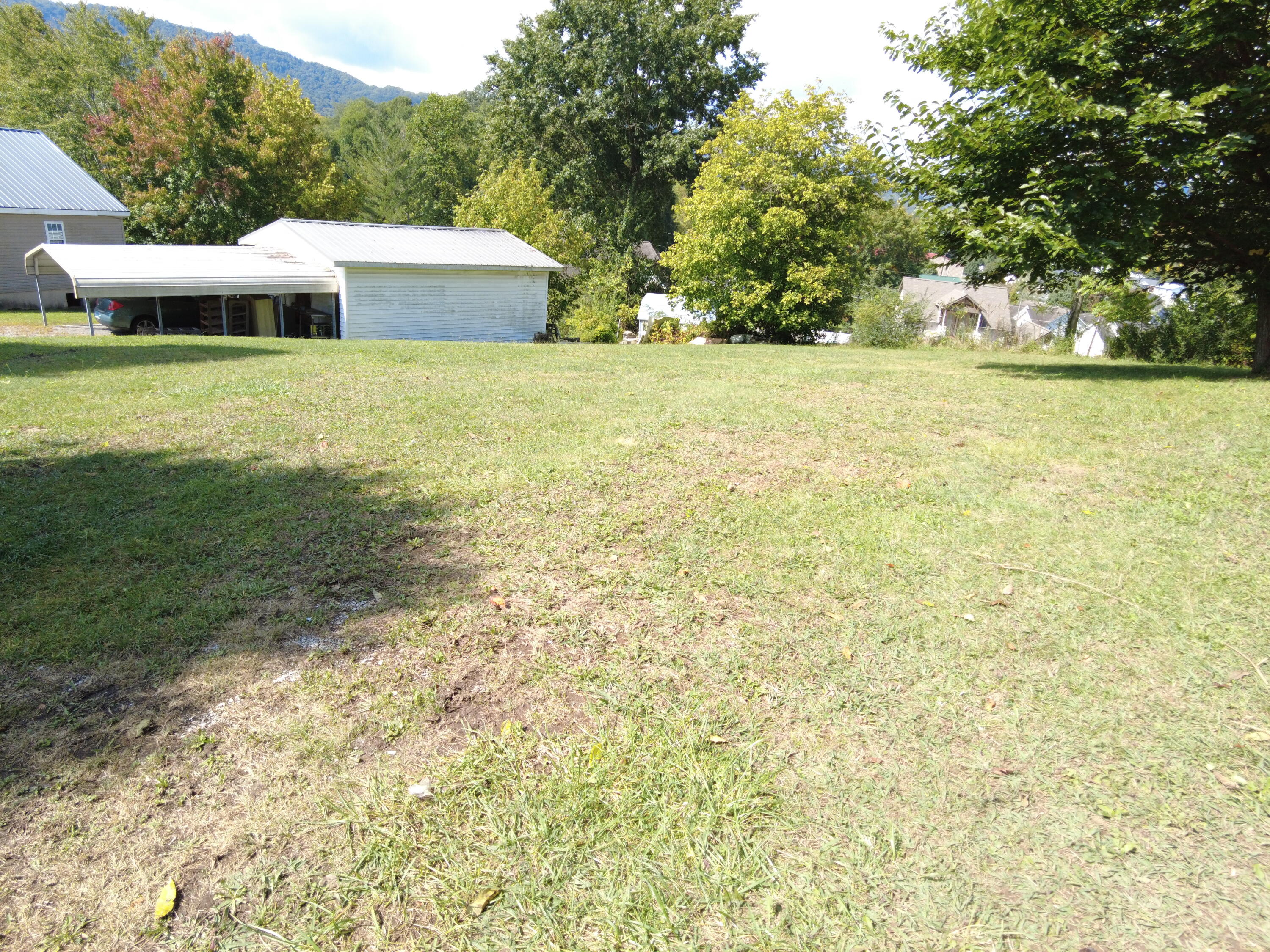 616 Balmoral Road Middlesboro, KY 40965 - Photo 24 of 24 DJI_0250