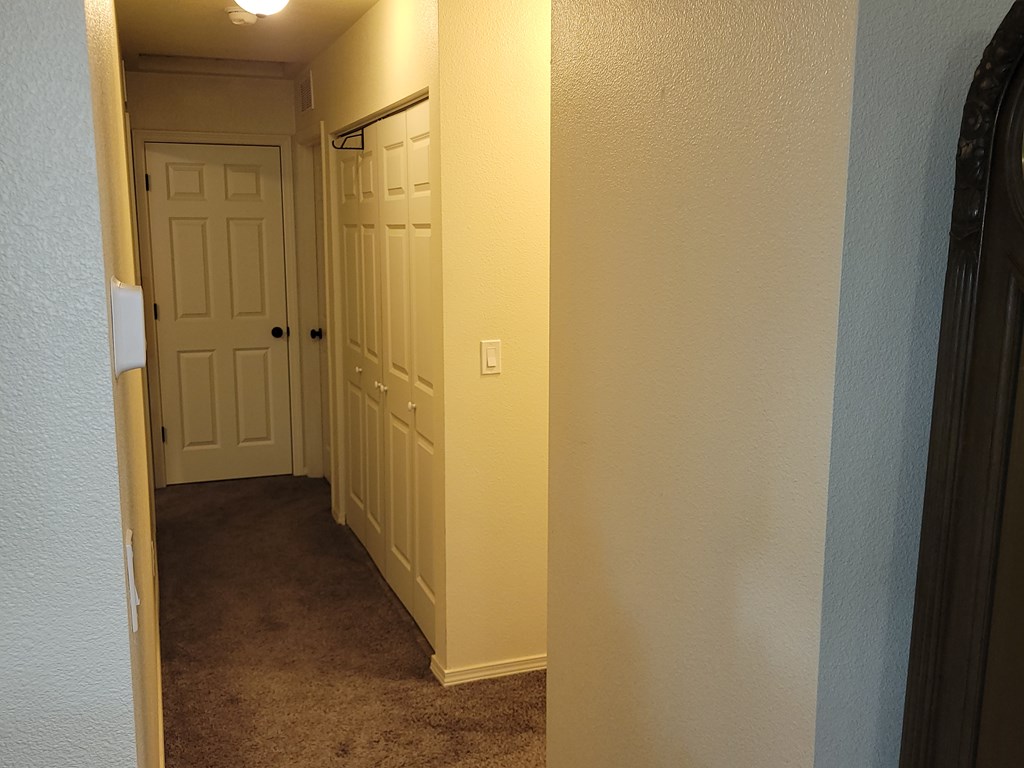 160 Pine Valley Drive Cascade, ID 83611 - Photo 15 of 43 Hallway