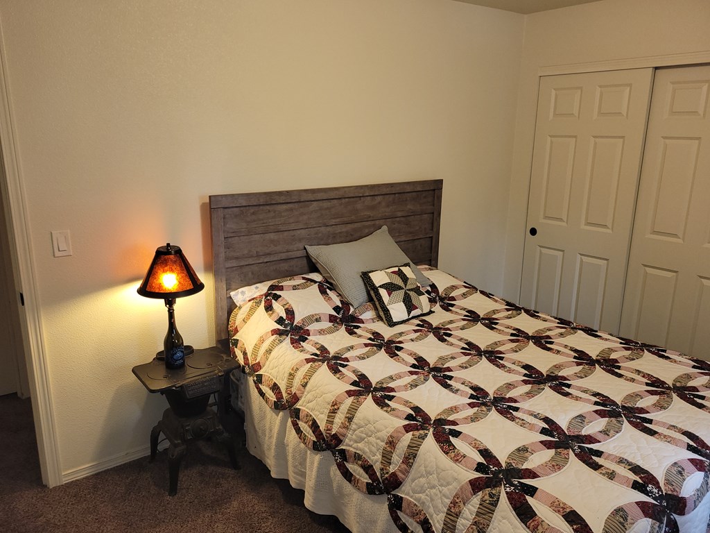 160 Pine Valley Drive Cascade, ID 83611 - Photo 18 of 43 Guest bedroom
